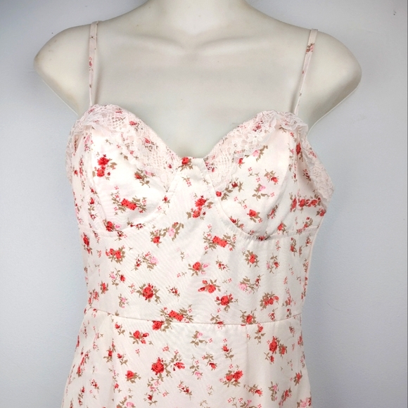 SHEIN Dresses & Skirts - SHEIN MOD Pink Floral Print Lace Split Thigh Cami Maxi Dress